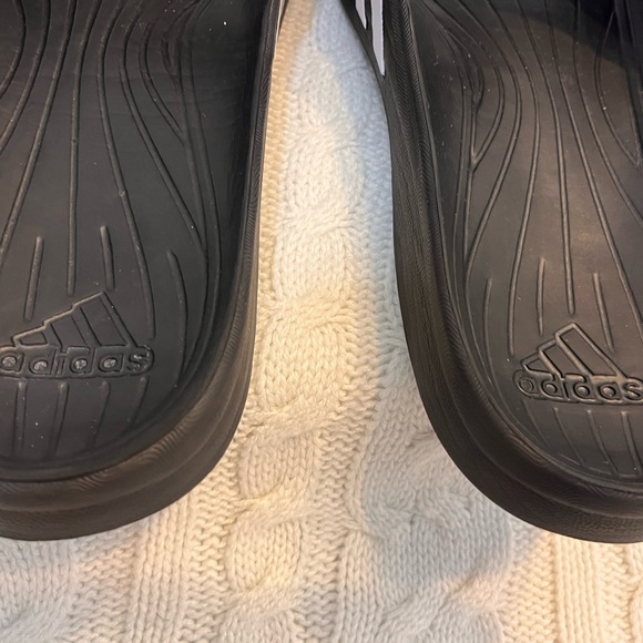 Unisex adidas slides - Picture 7 of 8